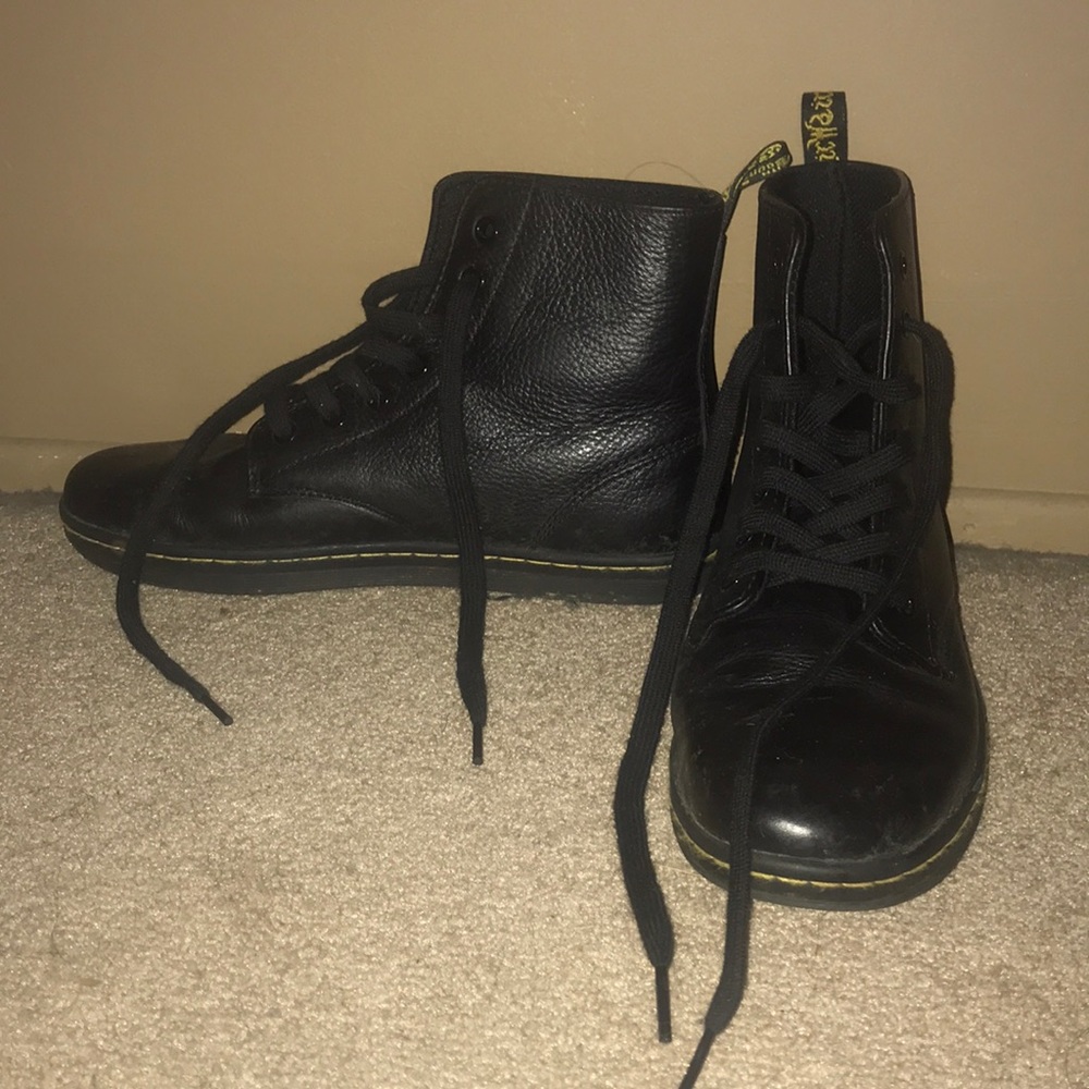 Women size 8 dr. martins